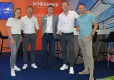 For SchermNed, it was GreenTech's first time. In white Daphne van Os, John van Hasenbroek and Jack van der Voort with visitors.